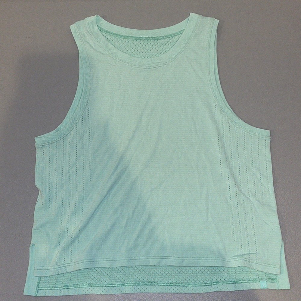 Lululemon tank top